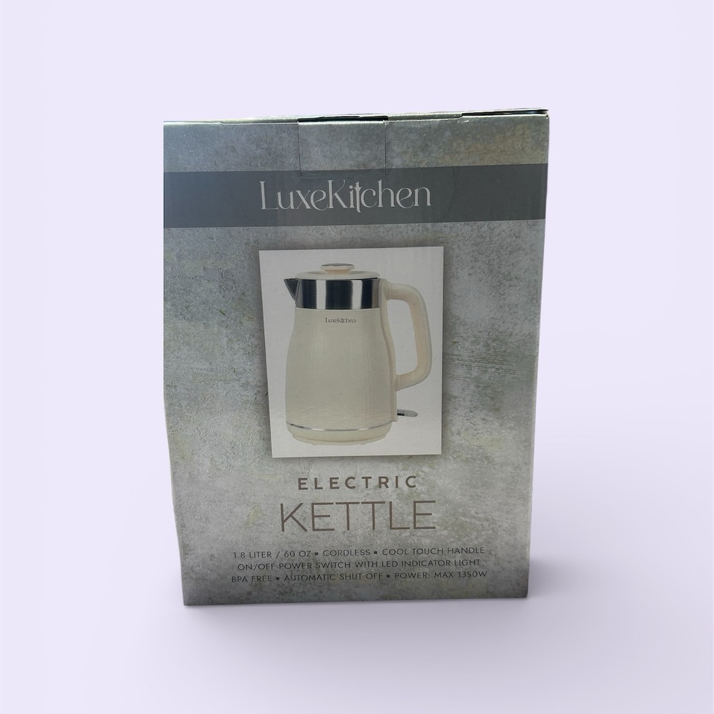Luxekitchen Electric Kettle New in Box
